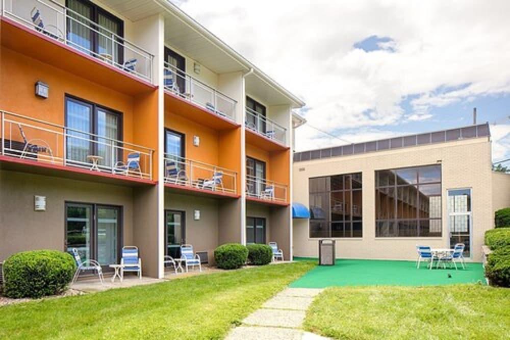 Hawthorn Extended Stay By Wyndham Chambersburg Exterior photo
