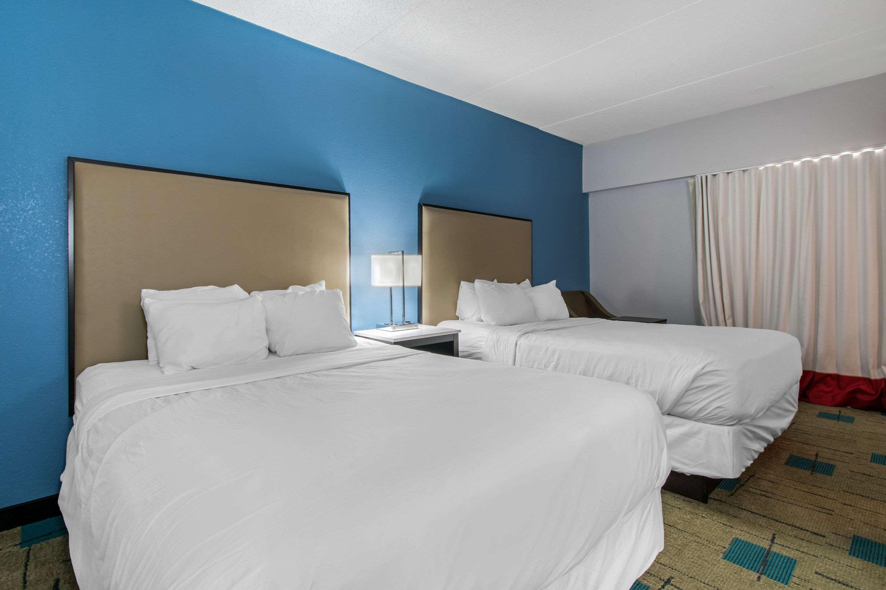 Hawthorn Extended Stay By Wyndham Chambersburg Exterior photo
